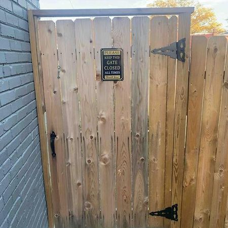 Апартаменти Block From Metro Free Street Parking! Вашингтон Екстер'єр фото